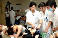 刮痧可以治頸椎病嗎？刮痧能治療頸椎病嗎？