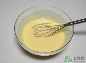 面糊用熱水還是涼水？面糊是用熱水調(diào)還是用涼水調(diào)？