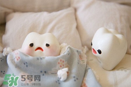 刷牙后吃東西發(fā)苦正常嗎？為什么刷牙后吃東西發(fā)苦？