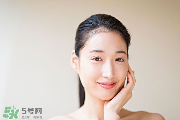 嘴唇起泡腫了怎么辦？嘴唇起泡腫了怎么消腫