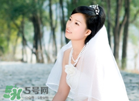 拍婚紗照可以戴眼鏡嗎？拍婚紗照戴眼鏡好不好？