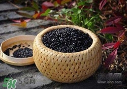 頭發(fā)細(xì)軟怎么變粗？頭發(fā)細(xì)軟怎么辦？