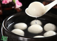 元宵為什么會(huì)裂開？怎么煮元宵不容易裂開？
