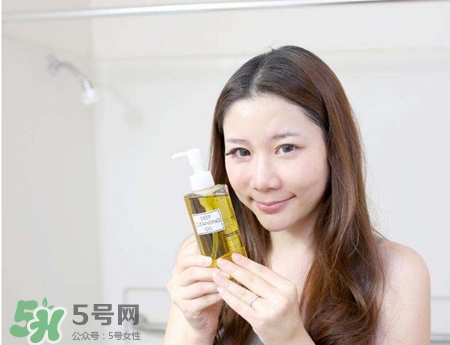 什么樣的卸妝油好用？怎樣選擇卸妝油？