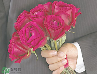 男朋友不在身邊怎樣過情人節(jié)？情人節(jié)沒有男朋友怎么過？