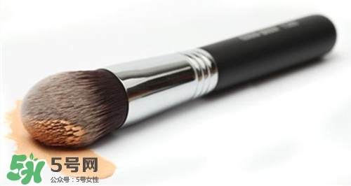 粉底刷什么牌子好？好用的粉底刷推薦