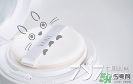 vant氣墊cc黑色和白色哪款好？vant36.5氣墊cc黑色和白色區(qū)別