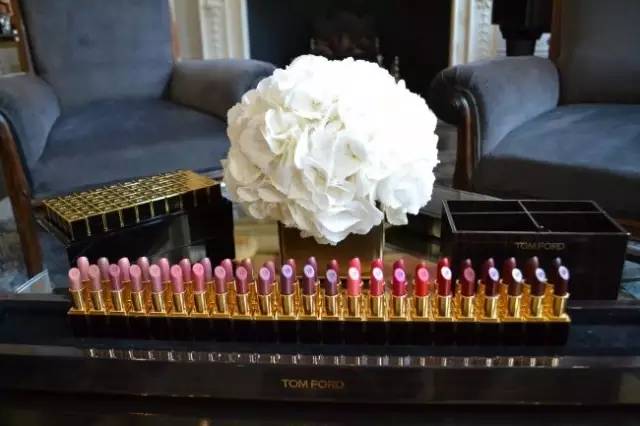 tom ford和迪奧哪個好？tom ford口紅和dior口紅哪個好？