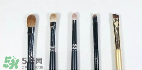 眼影膏用什么工具畫？眼影膏怎么化？