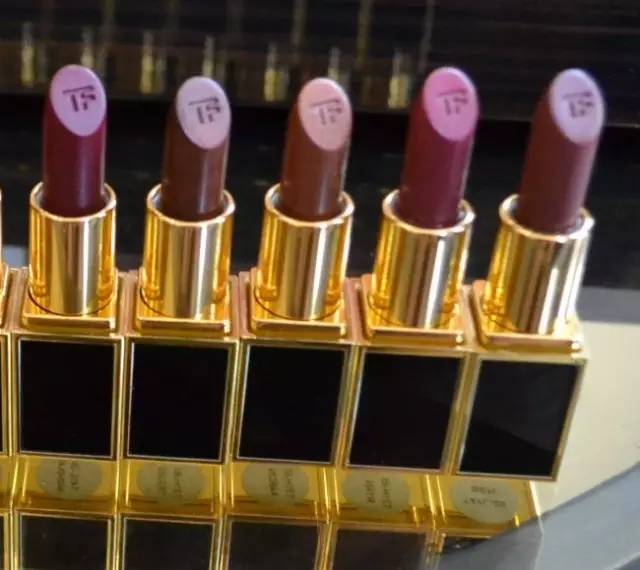 tom ford和迪奧哪個好？tom ford口紅和dior口紅哪個好？