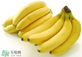 香蕉自己裂開是什么原因？香蕉裂開能吃嗎？