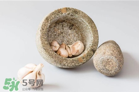 大蒜熱量是多少？吃大蒜會(huì)胖嗎？
