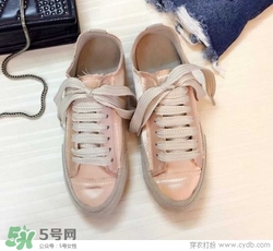 3月份穿什么鞋子？三月份穿什么鞋？