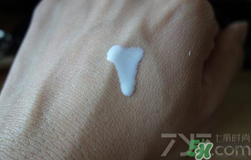 安耐曬金瓶怎么樣？安耐曬金瓶好用嗎？