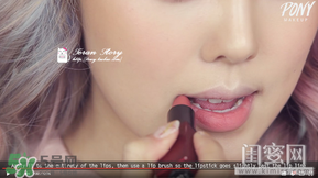 煙熏玫瑰色適合什么膚色？煙熏玫瑰色口紅適合黃皮嗎？