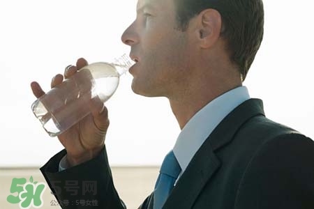 喝開水能預防禽流感嗎？多喝水可以預防禽流感嗎？