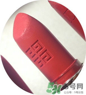 紀(jì)梵希小羊皮是啞光嗎？紀(jì)梵希小羊皮干不干？