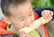 吃甘蔗舌頭為什么會破？吃甘蔗舌頭破了怎么辦？