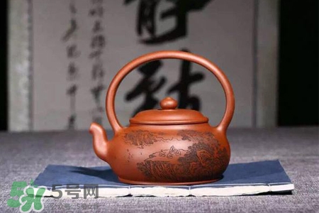 剛買的紫砂壺怎么清洗？新買的紫砂壺怎么清洗？