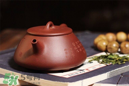 如何清洗紫砂壺茶垢？紫砂壺的茶垢怎么清洗？