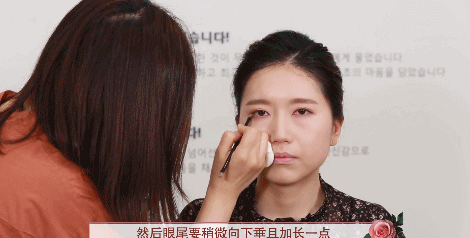 干玫瑰色妝容怎么化？干玫瑰色妝容畫法步驟