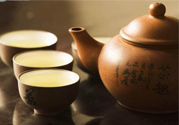 紫砂壺如何鑒別好壞？怎樣辨別紫砂壺的好壞？
