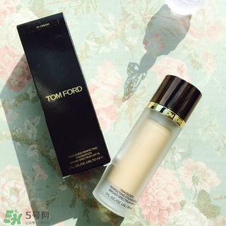 tom ford粉底液方和圓哪個(gè)好？tom ford粉底液方管圓管區(qū)別