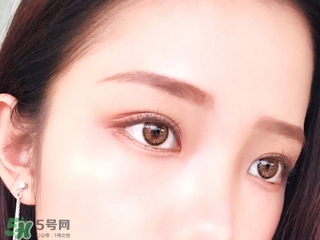 紅棕色適合什么膚色？紅棕色適合黃皮嗎？