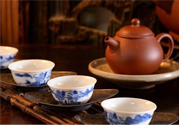 紫砂壺怎么養(yǎng)包漿最快？如何養(yǎng)壺使包漿更漂亮？