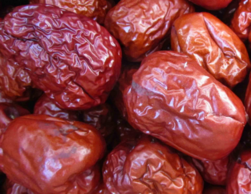 干紅棗發(fā)黑能吃嗎？紅棗過期變黑能吃嗎？