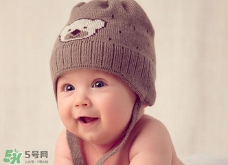 4月份出生的寶寶穿什么衣服？四月份寶寶穿衣搭配