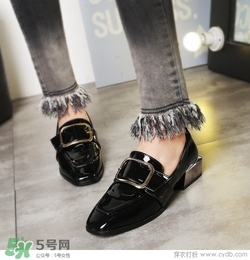 4月份穿什么鞋子？四月份鞋子搭配