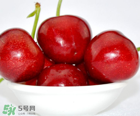 櫻桃用鹽水泡多久？櫻桃為什么要用鹽水泡？