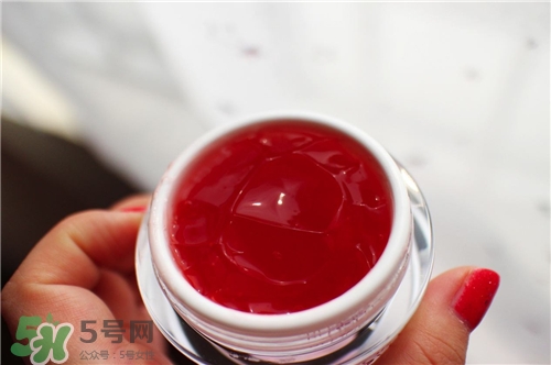 紅酒面膜可以天天敷嗎？紅酒面膜敷完臉用洗嗎？