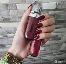 啞光口紅和珠光口紅哪個(gè)好？啞光口紅和珠光區(qū)別