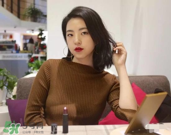 啞光和水潤哪個(gè)好？啞光口紅和水潤口紅區(qū)別