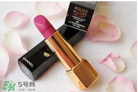 霧面口紅干嗎？霧面口紅太干怎么辦？