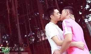 為什么同性戀都是帥哥？為什么同性戀容易的艾滋病呢