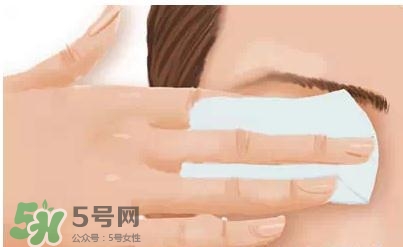 卸妝油悶痘怎么辦？卸妝油悶痘怎么補(bǔ)救？