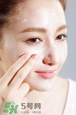 卸妝油悶痘怎么辦？卸妝油悶痘怎么補(bǔ)救？
