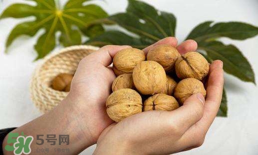 核桃酒孕婦能吃嗎？核桃酒下奶嗎？