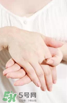 卸妝油悶痘怎么辦？卸妝油悶痘怎么補(bǔ)救？