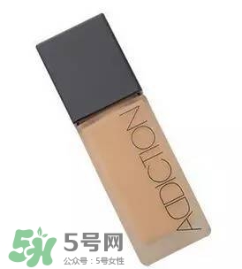 粉底液卡粉怎么辦？粉底液卡粉怎么補(bǔ)救？
