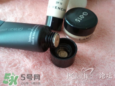 蘭蔻和紀(jì)梵希哪個(gè)好？蘭蔻和紀(jì)梵?？诩t哪個(gè)好？