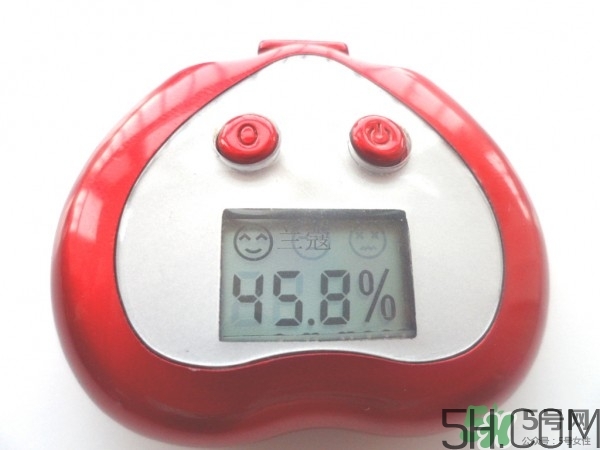 蘭蔻和雅詩(shī)蘭黛眼霜哪個(gè)好用？蘭蔻和雅詩(shī)蘭黛眼霜對(duì)比