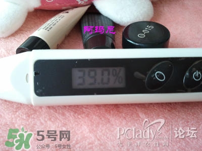 蘭蔻和紀(jì)梵希哪個(gè)好？蘭蔻和紀(jì)梵?？诩t哪個(gè)好？