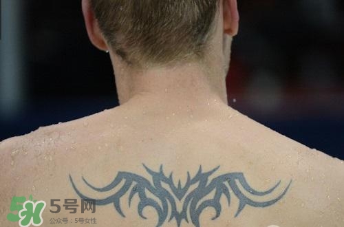 紋身后可以運動嗎？紋身后多久可以運動？
