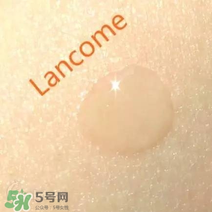蘭蔻大眼精華和雅詩蘭黛小棕瓶哪個(gè)好？蘭蔻大眼精華和小棕瓶對比