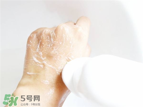 倩碧潔面儀刷頭怎么卸？倩碧潔面儀怎么替換刷頭？