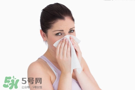 打噴嚏可以排寒氣嗎？打噴嚏真的可以驅(qū)寒嗎？